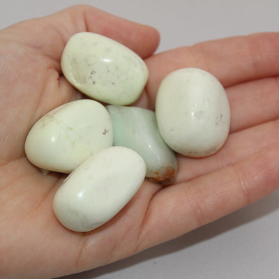 Chrysoprase (Citron) Polished